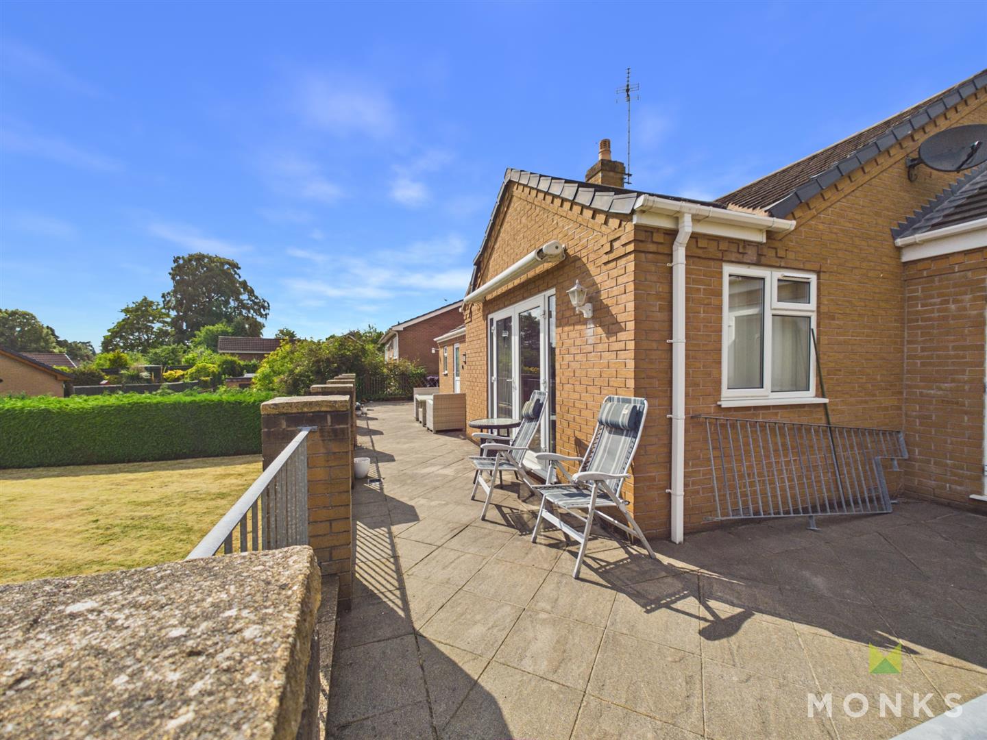 40 Top Street, Oswestry, SY11 4DR For Sale